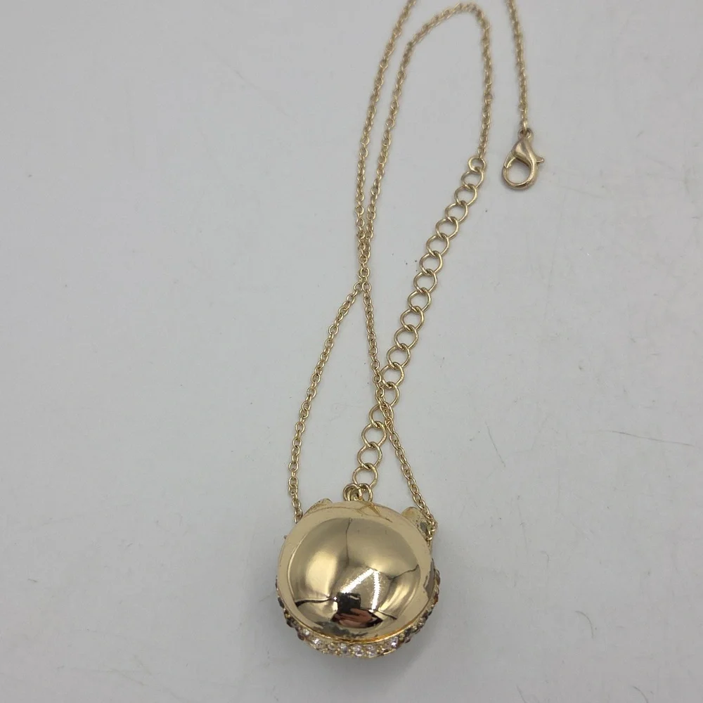 Cat Pendant Necklace - Picture 5 of 5